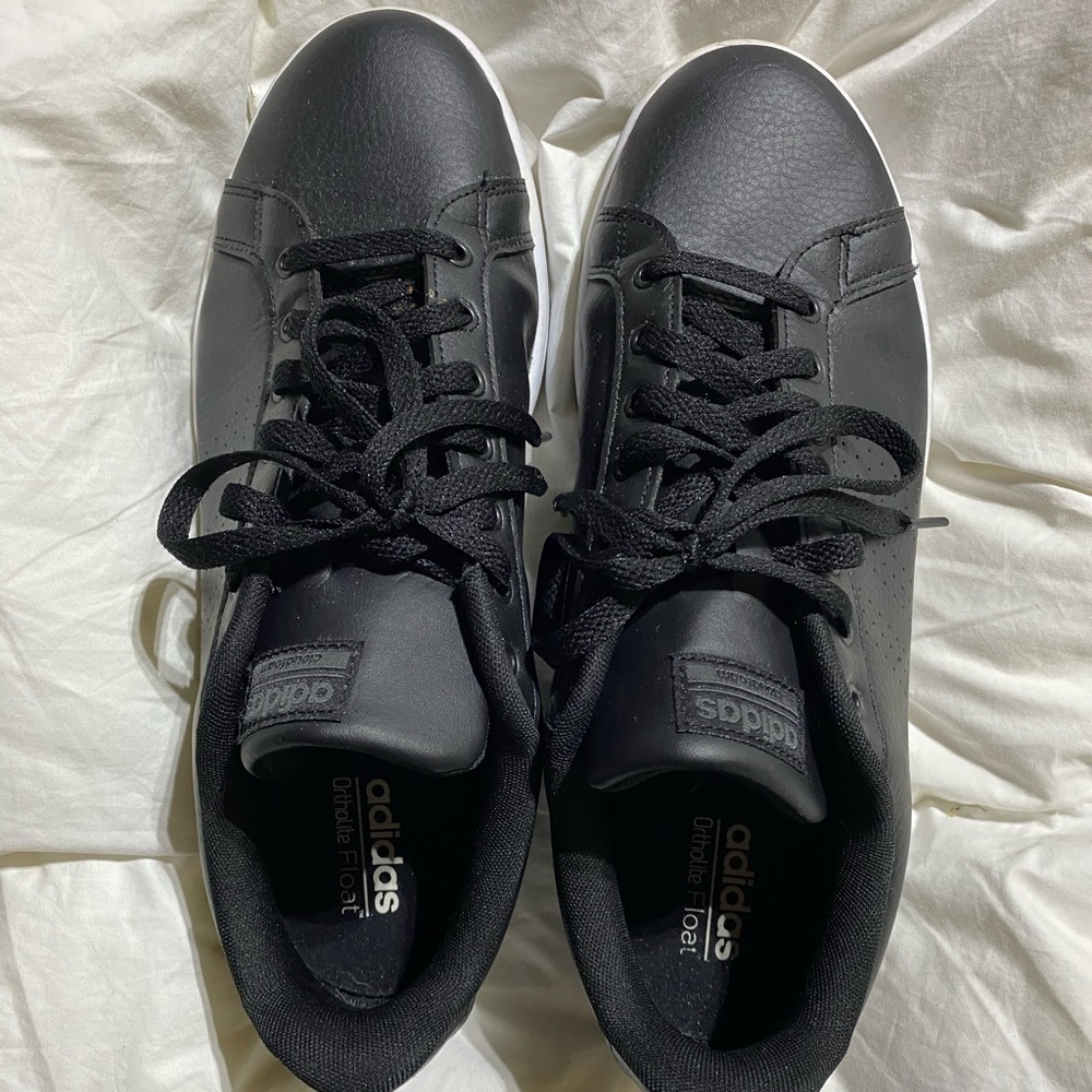 Adidas shell toe with cloud foam.